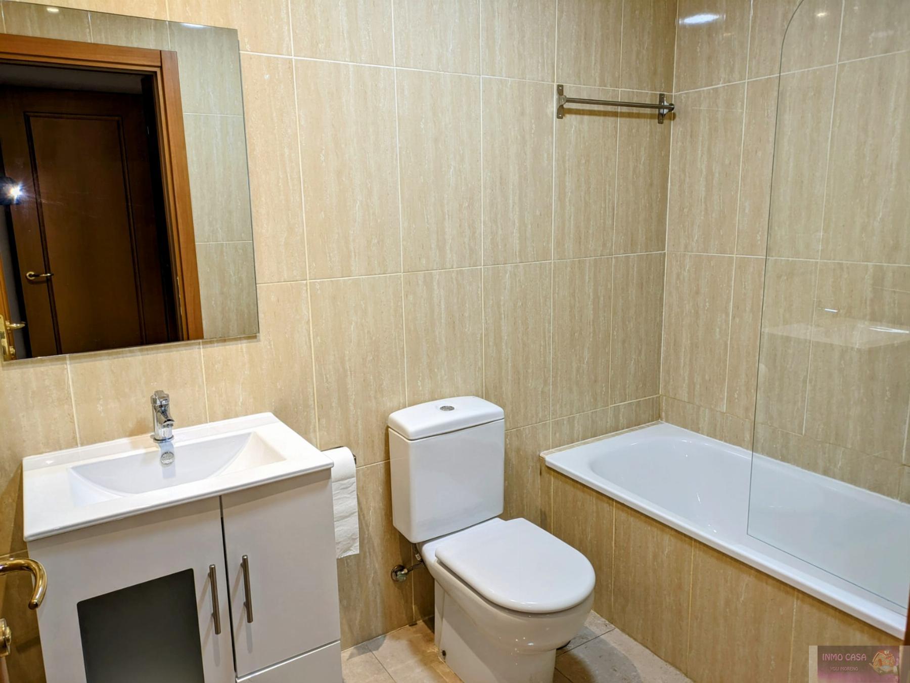 For rent of flat in Manilva