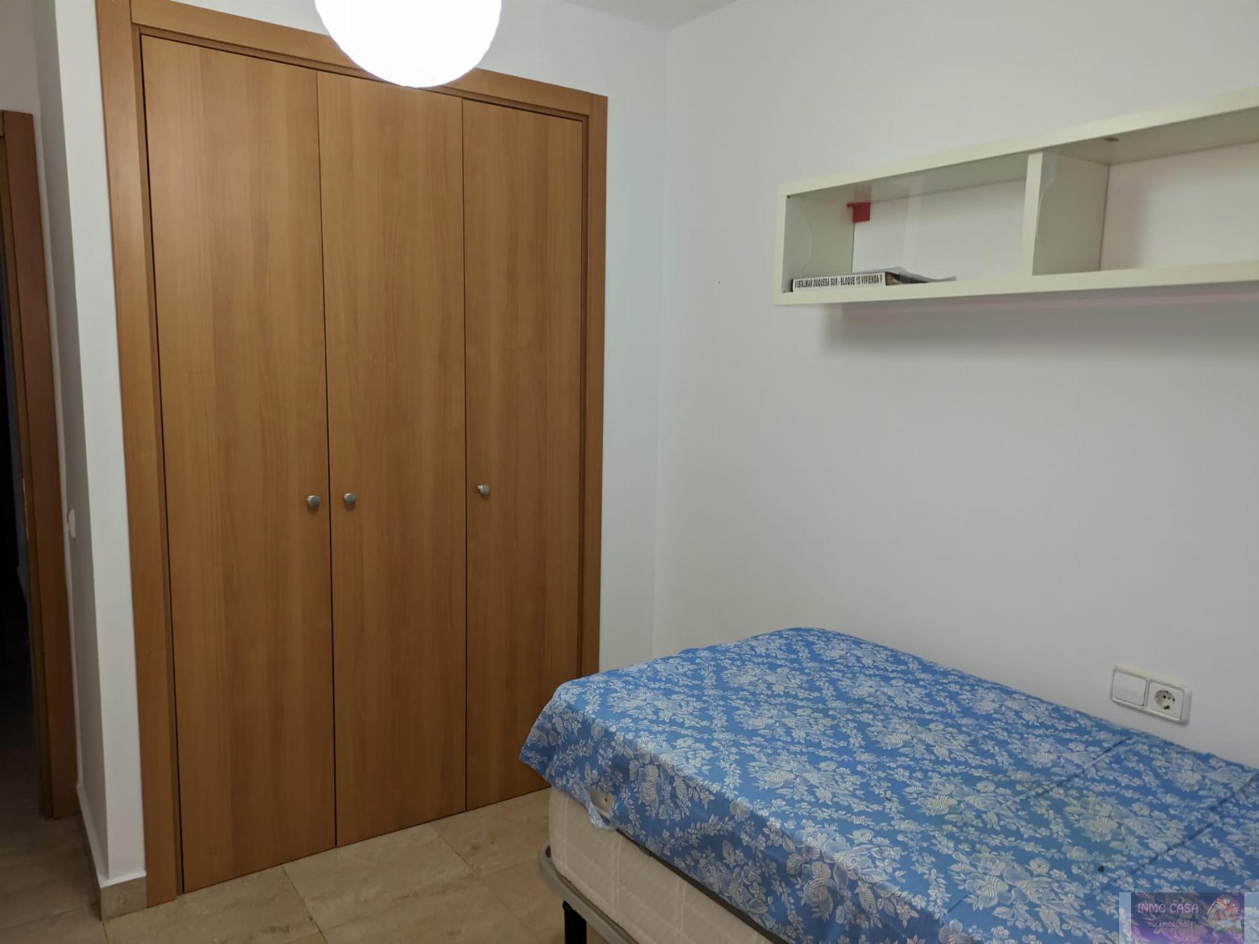 For rent of flat in Manilva