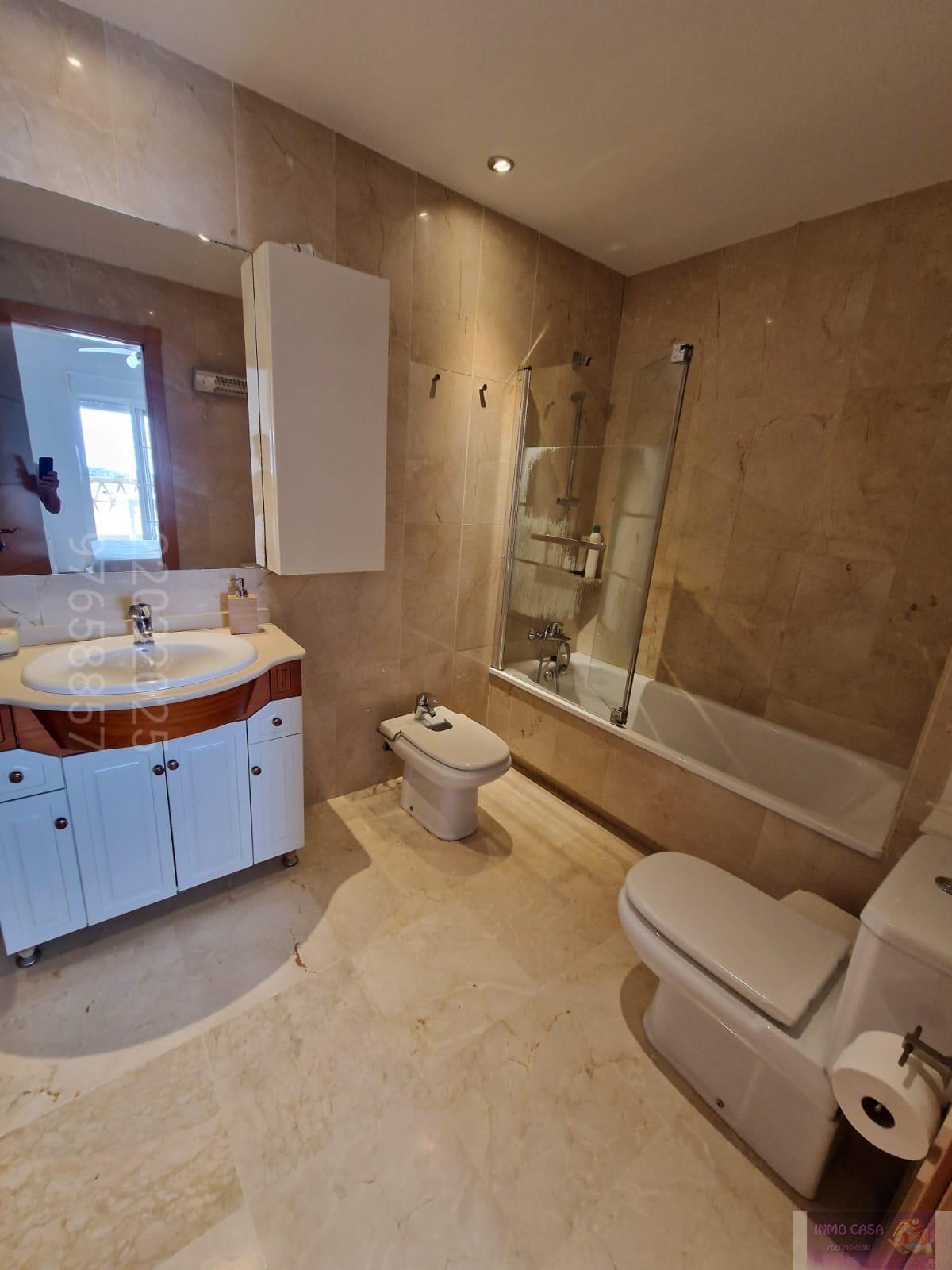 For rent of flat in Benalmádena