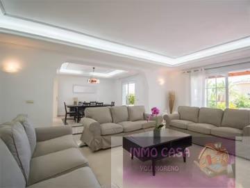 For rent of chalet in Marbella