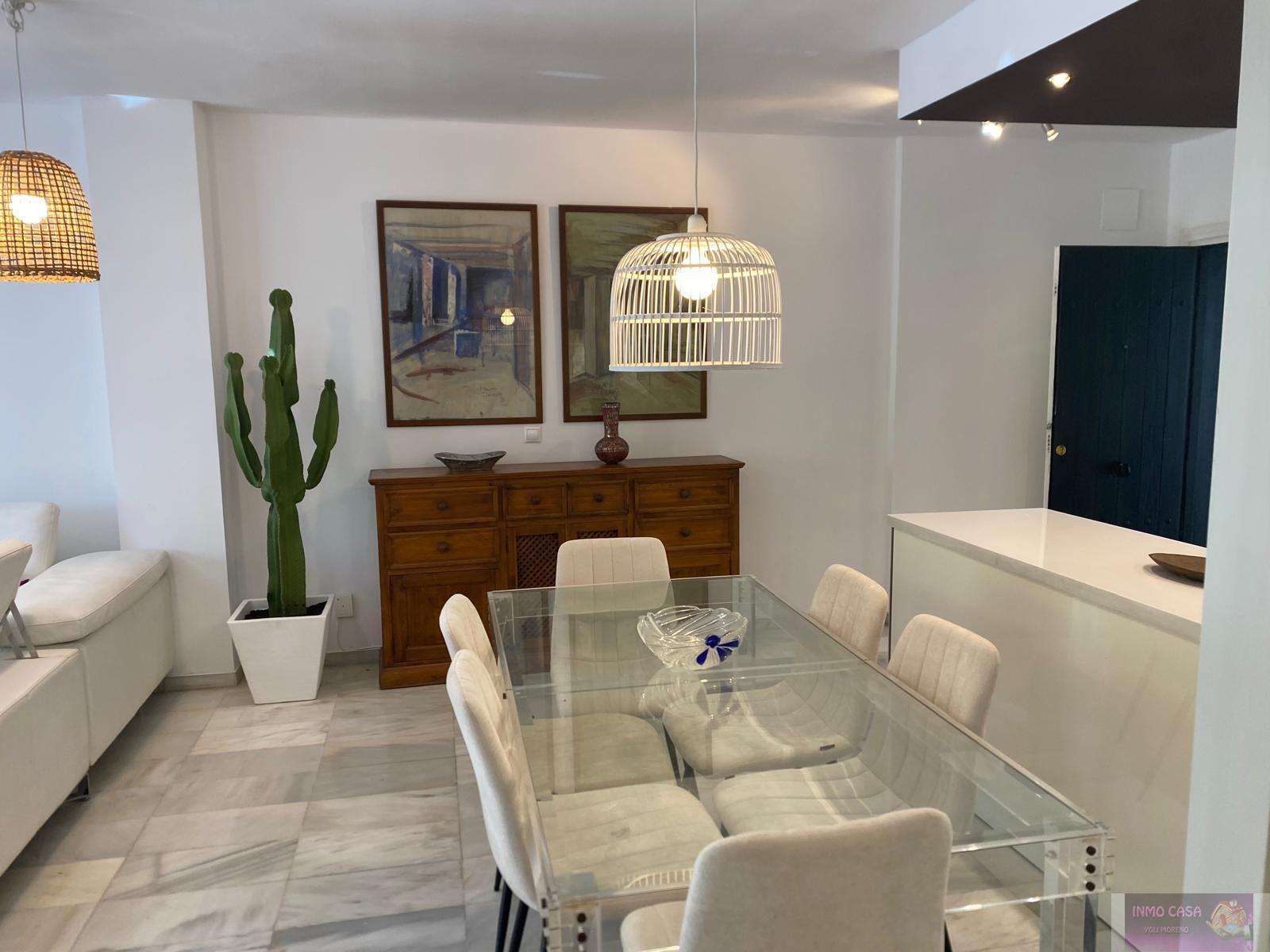For rent of ground floor in Marbella