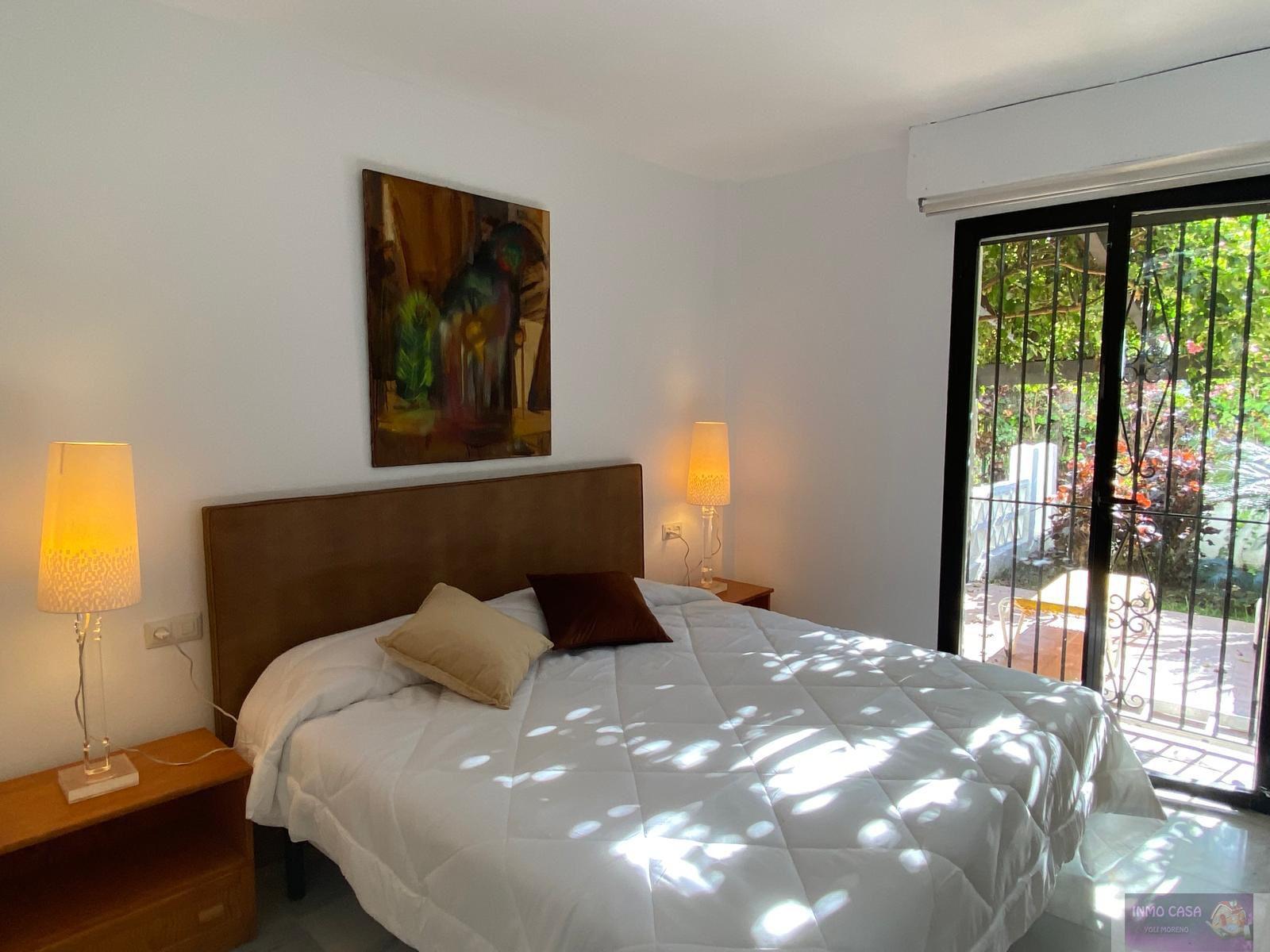 For rent of ground floor in Marbella
