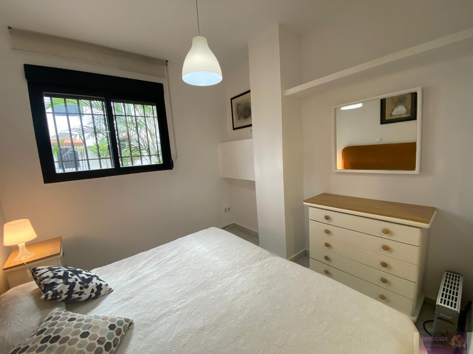 For rent of ground floor in Marbella