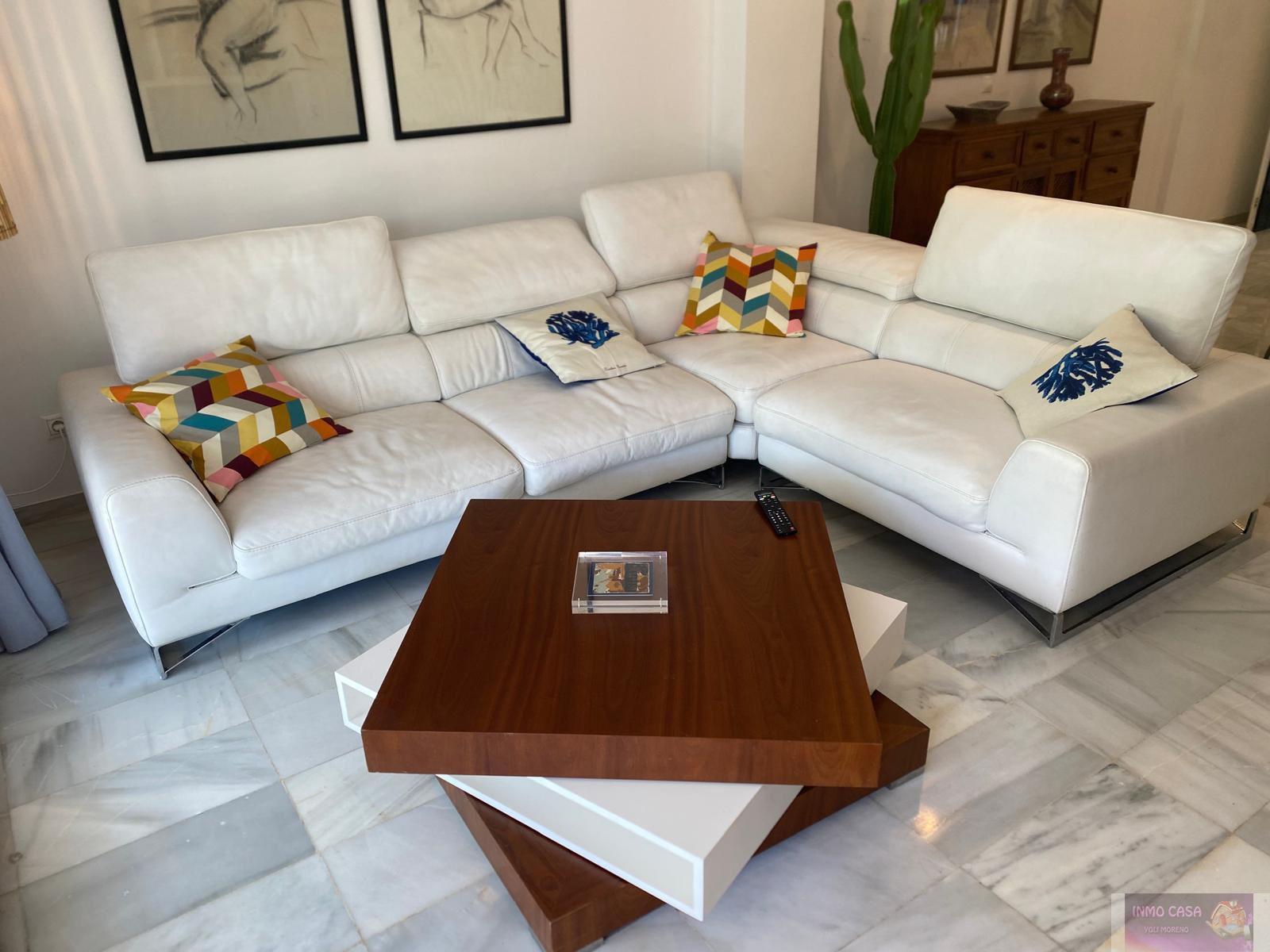 For rent of ground floor in Marbella
