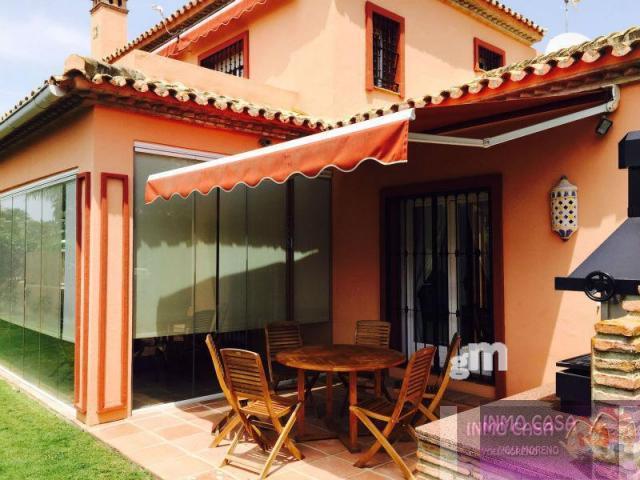 For sale of villa in San Pedro de Alcántara