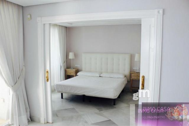 For sale of penthouse in Marbella