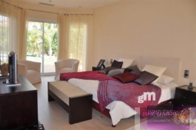 For sale of villa in Marbella