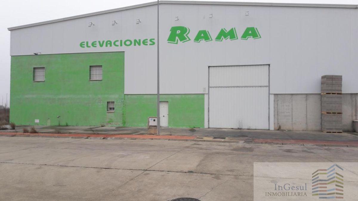 For sale of industrial plant/warehouse in Villanubla