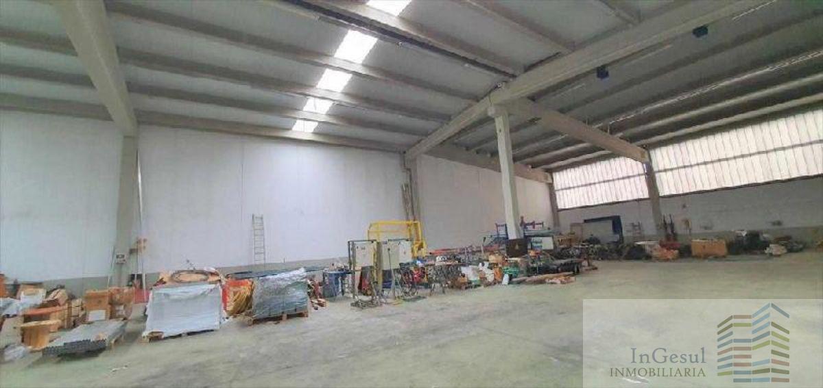 For sale of industrial plant/warehouse in Zafra