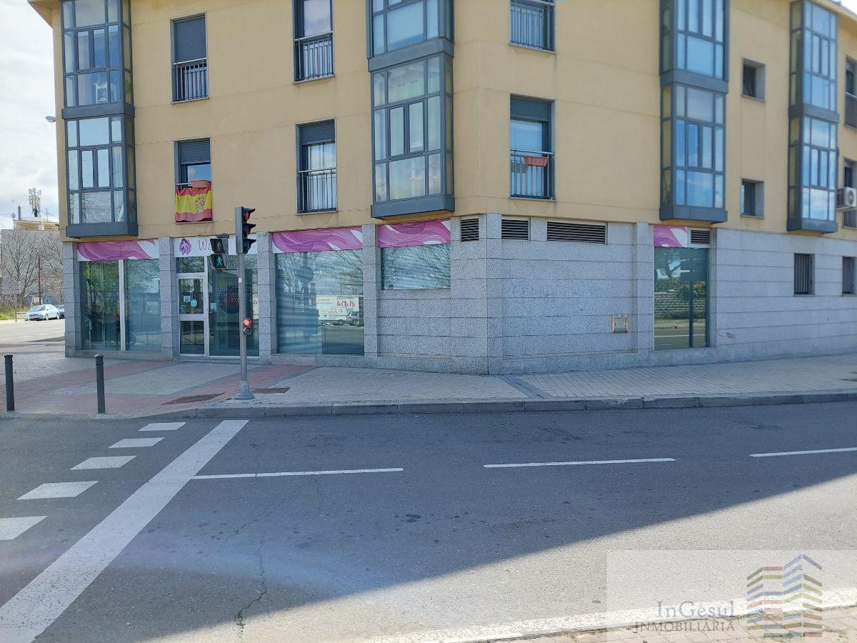 For sale of commercial in Madrid
