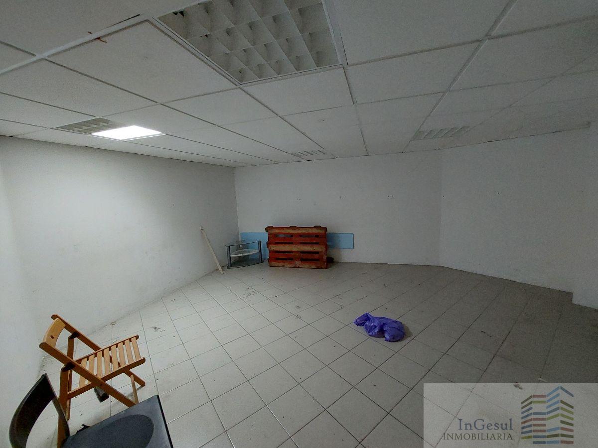 For sale of commercial in Madrid