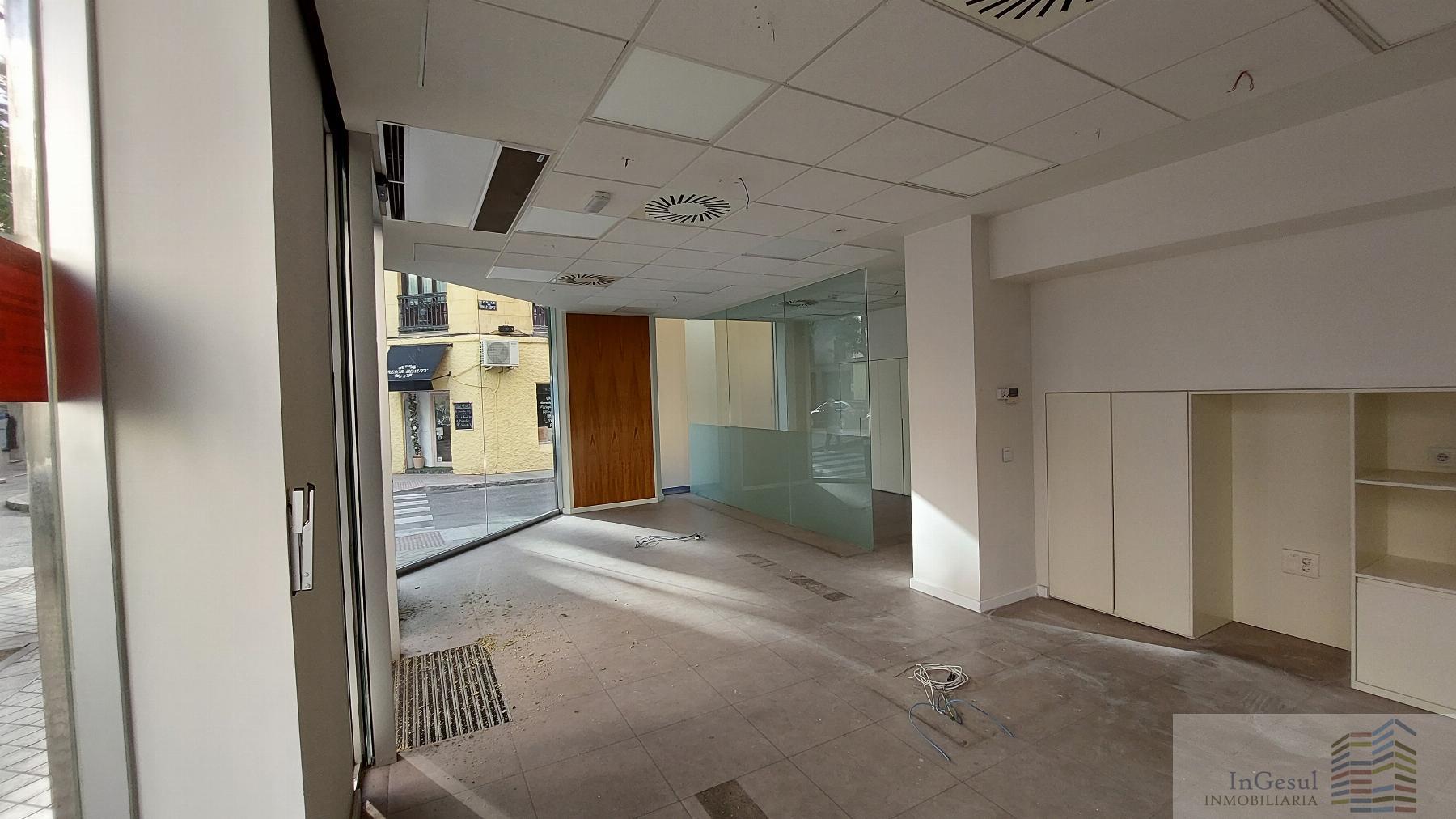 For sale of commercial in Madrid
