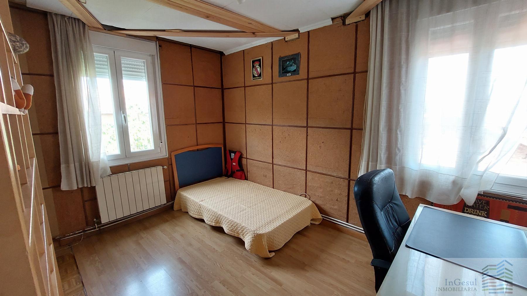 For sale of chalet in Madrid