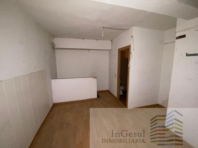 Venta de local comercial en Madrid