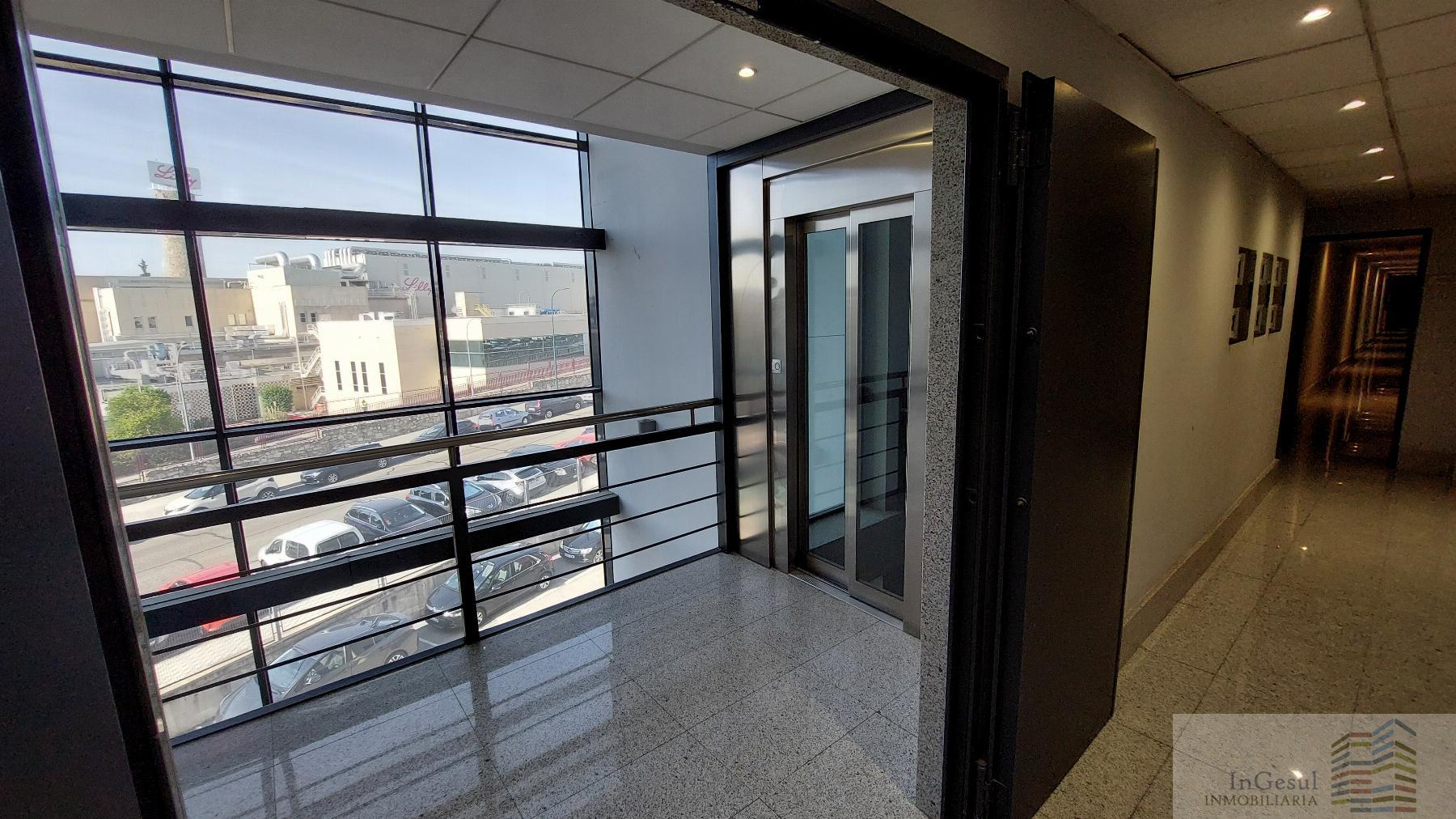 For rent of office in Alcobendas