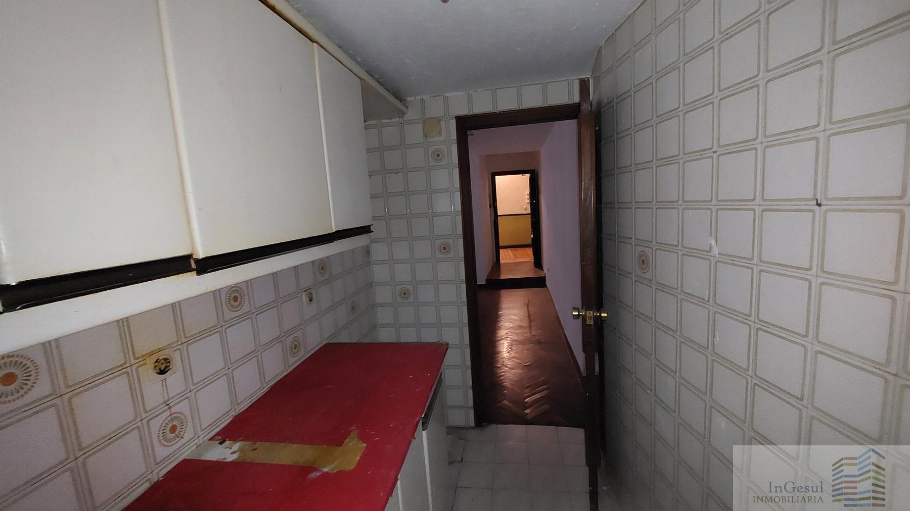 For sale of flat in Madrid