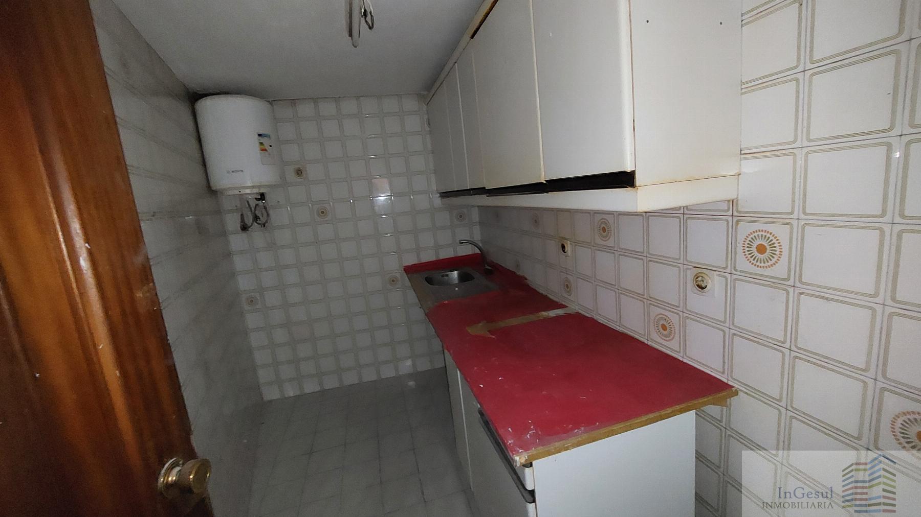 For sale of flat in Madrid