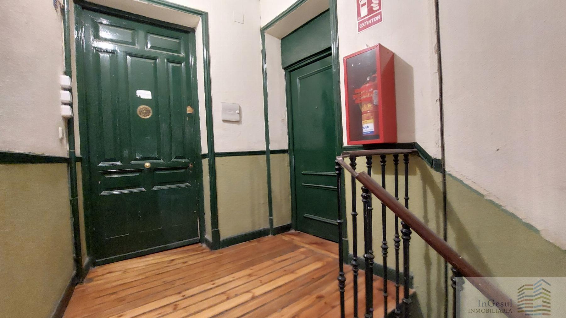 For sale of flat in Madrid