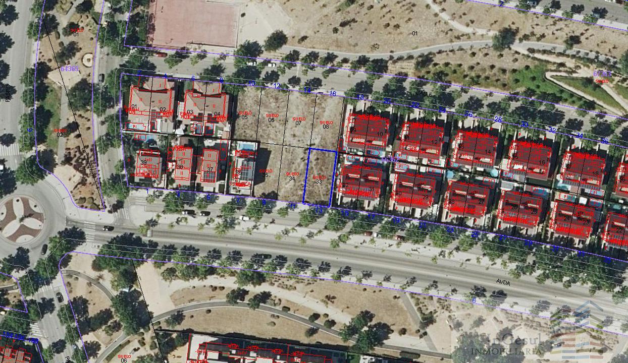 For sale of land in Paracuellos de Jarama