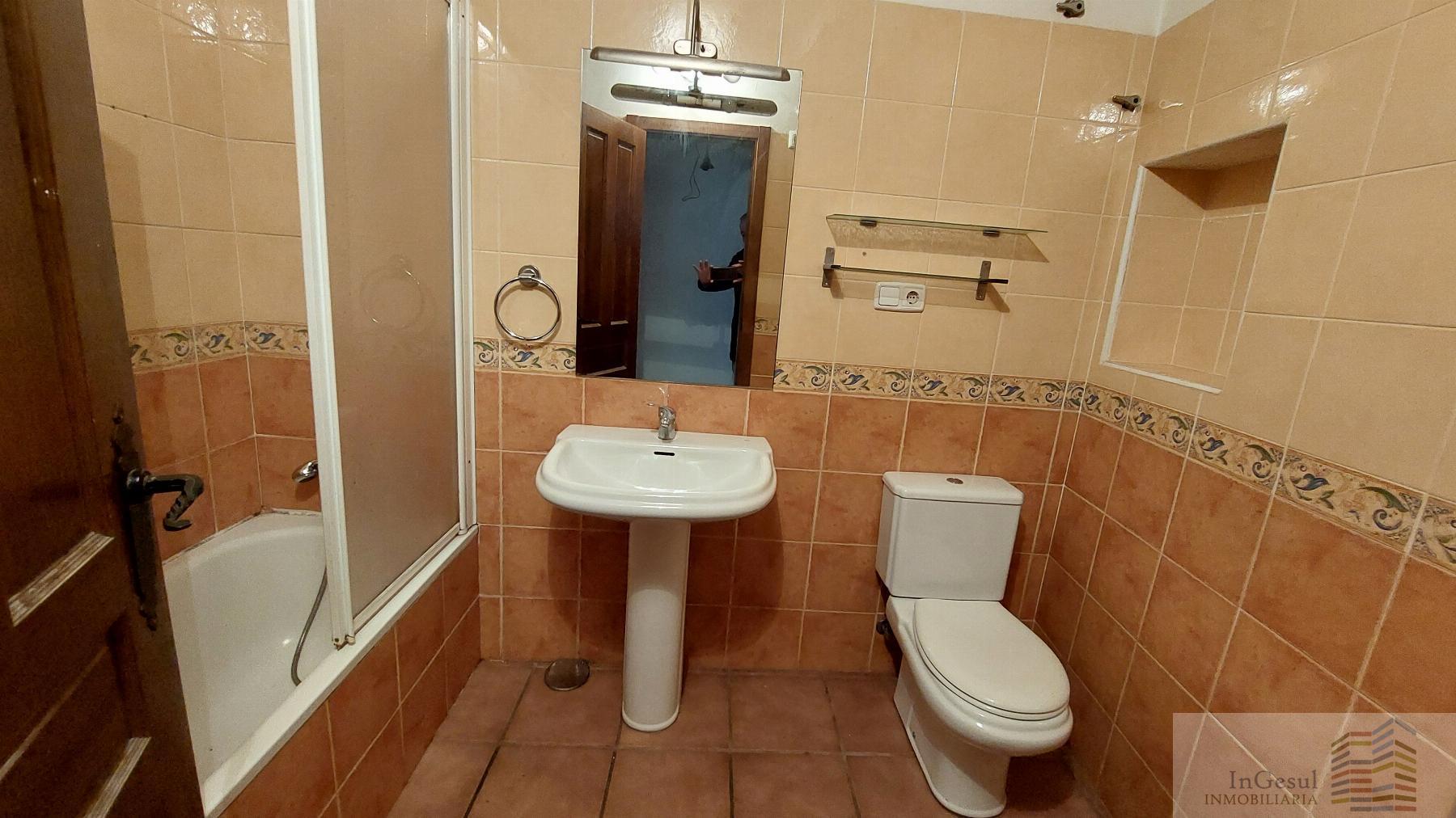 For sale of house in Chinchón