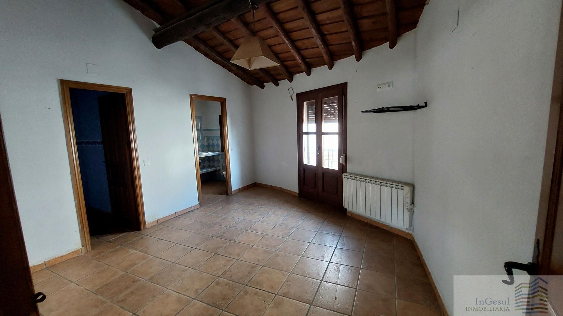 For sale of house in Chinchón