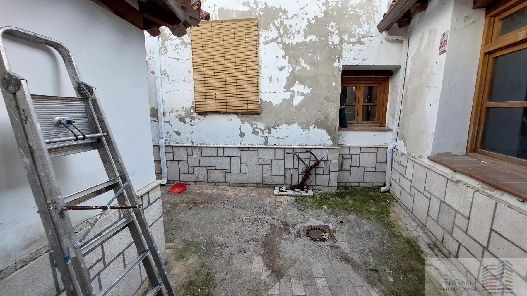For sale of house in Chinchón