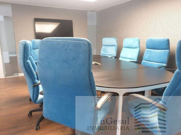 For sale of commercial in Madrid