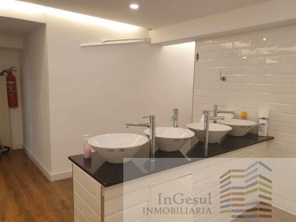 For sale of commercial in Madrid
