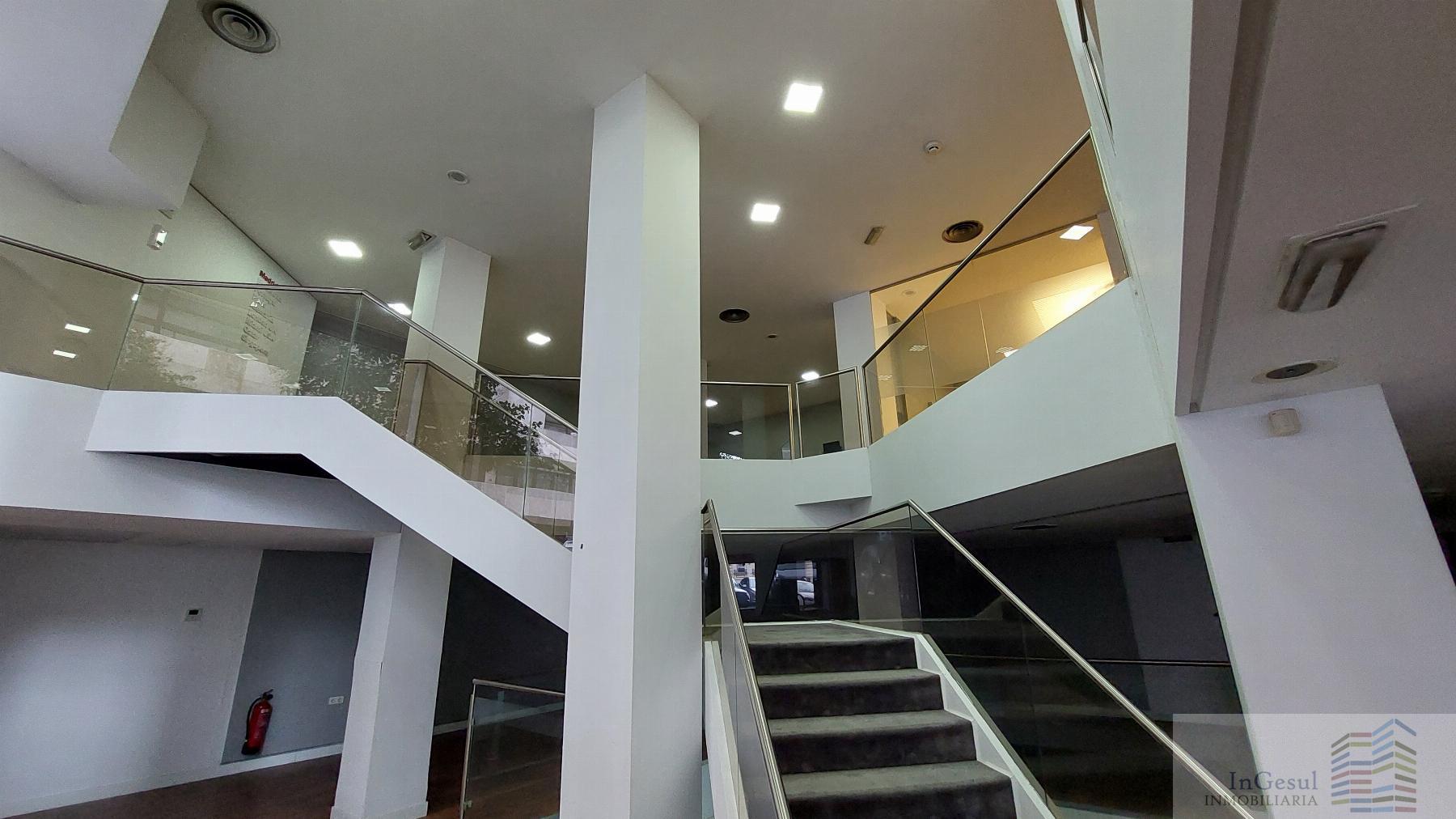For rent of commercial in Madrid