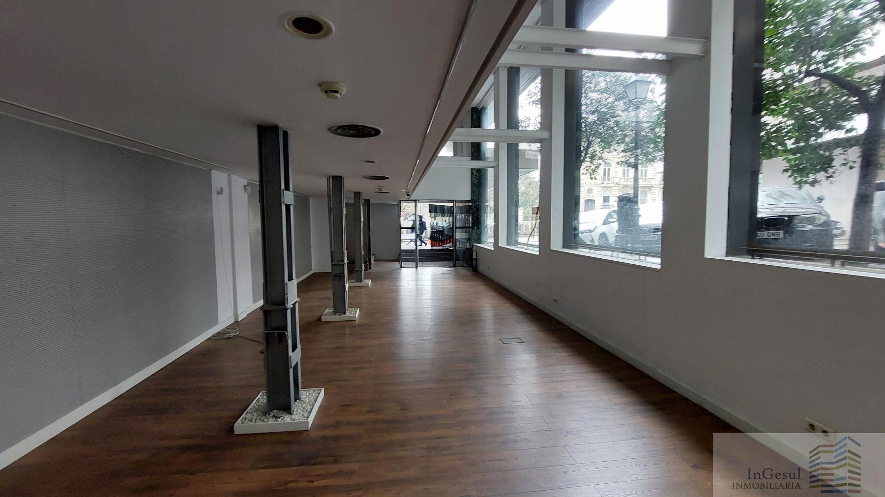 For rent of commercial in Madrid