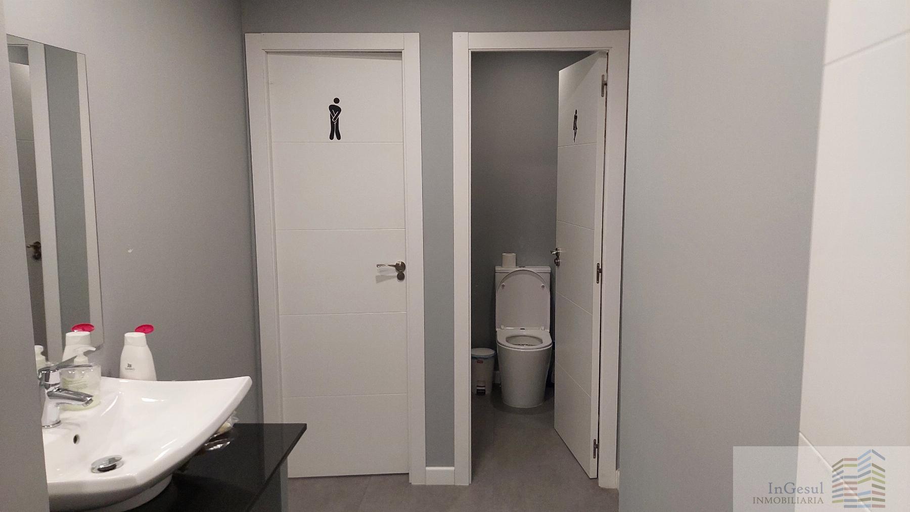 For rent of commercial in Madrid