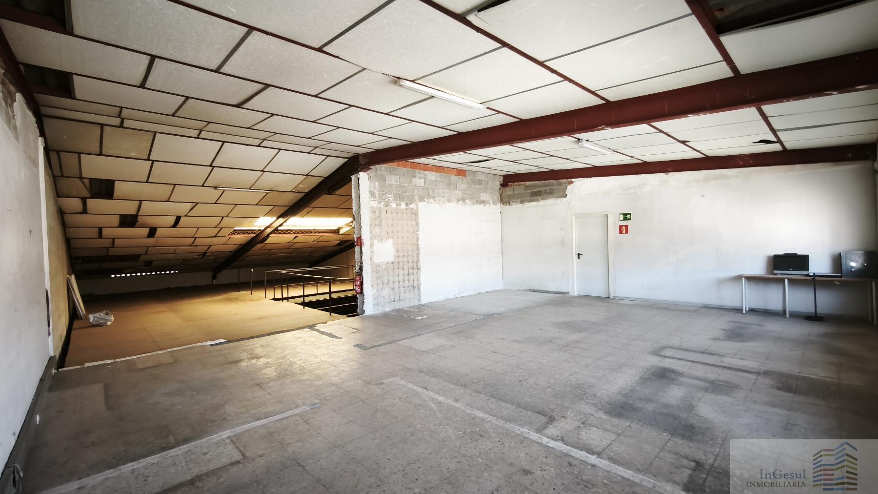Venta de nave en Madrid