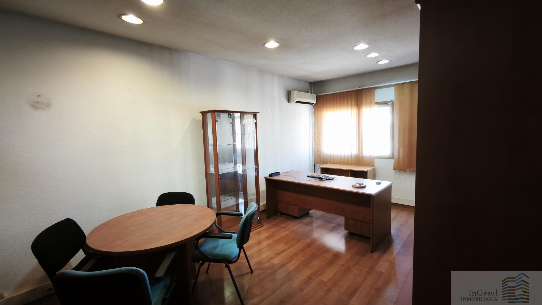 Venta de nave en Madrid