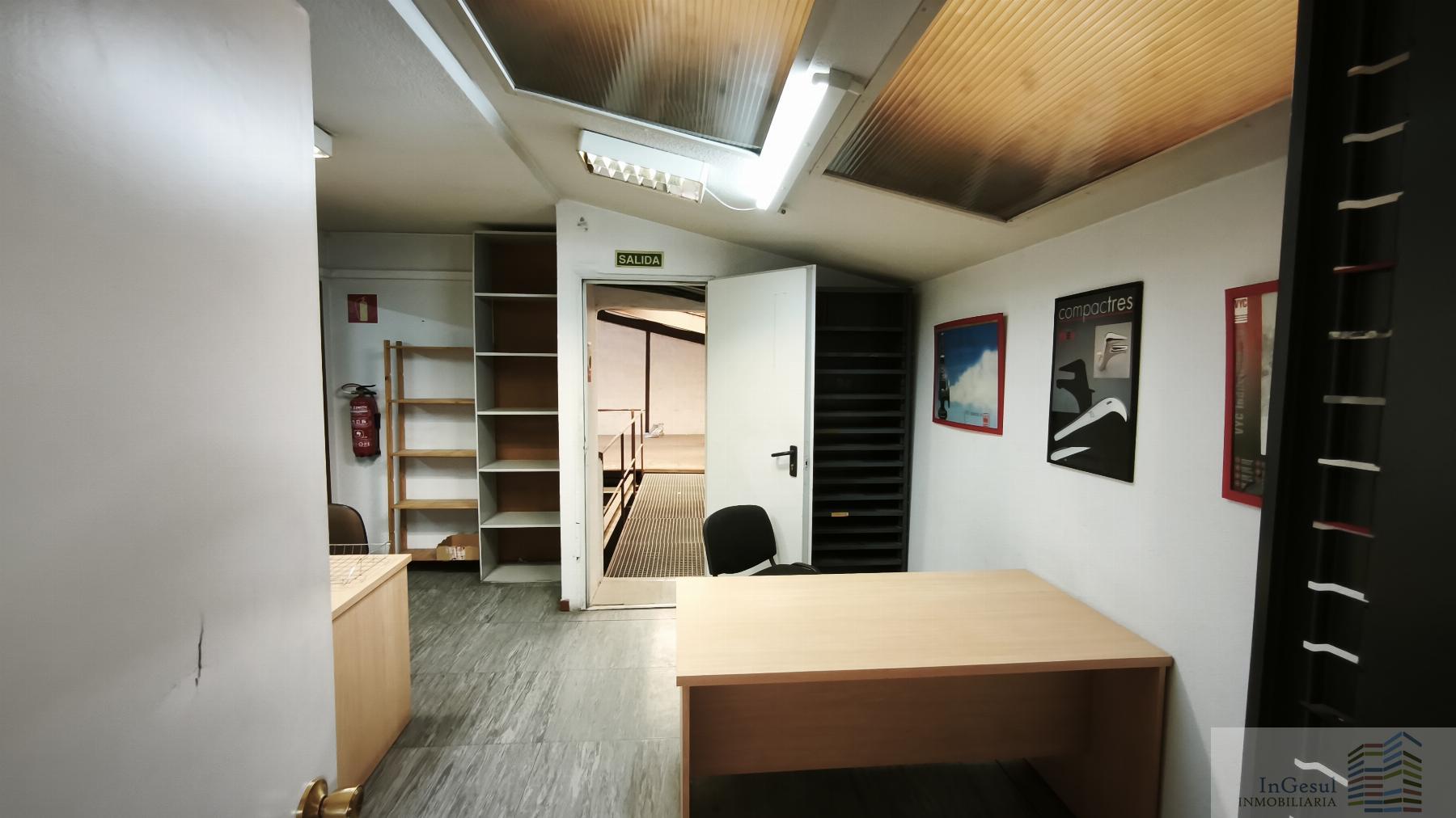 Venta de nave en Madrid