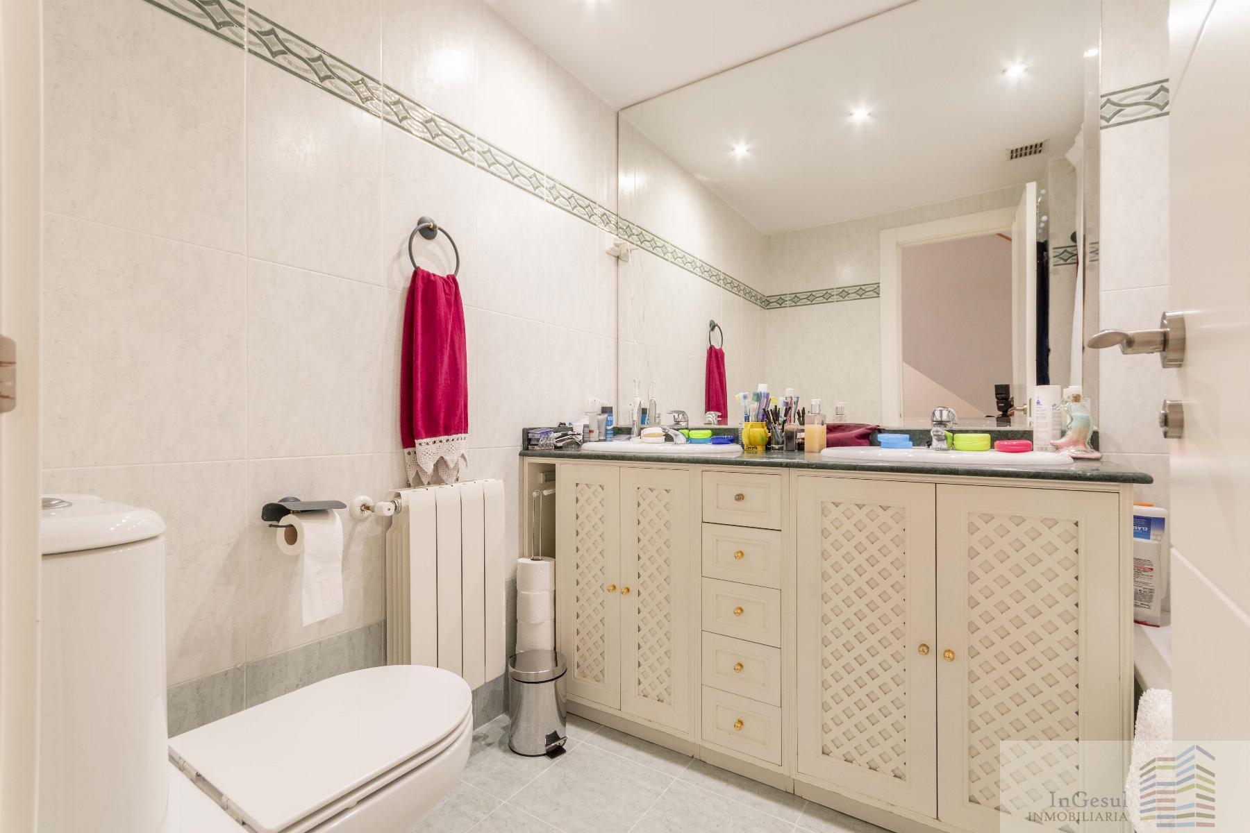 Venta de chalet en Tres Cantos