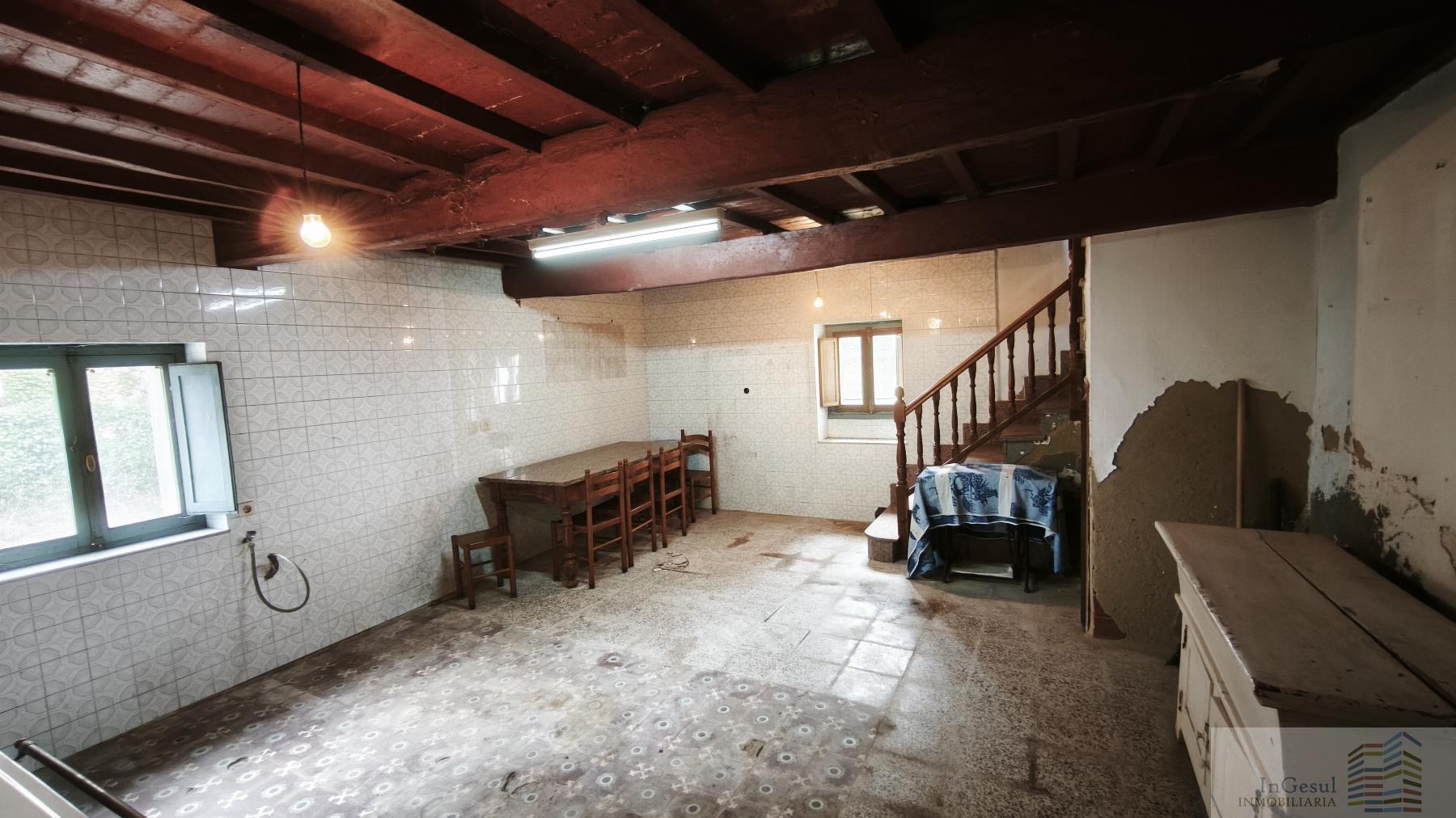 Venta de casa en Las Regueras