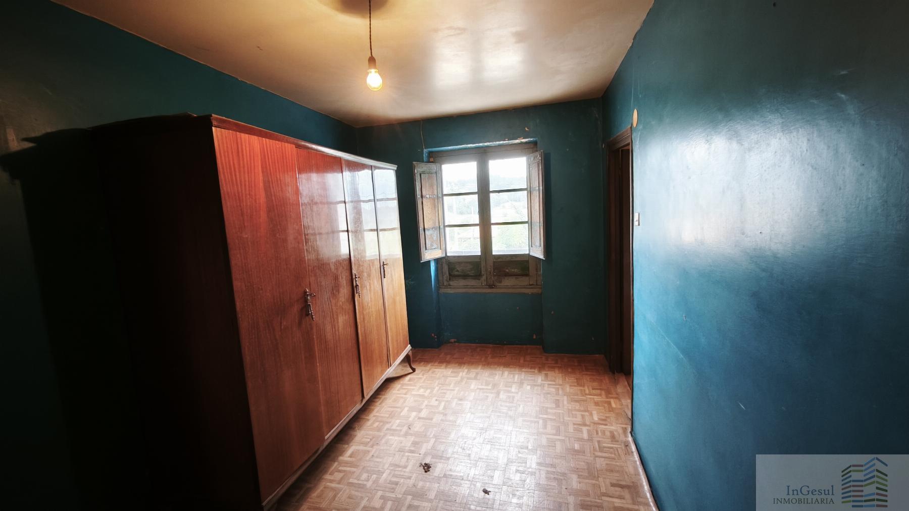 Venta de casa en Las Regueras
