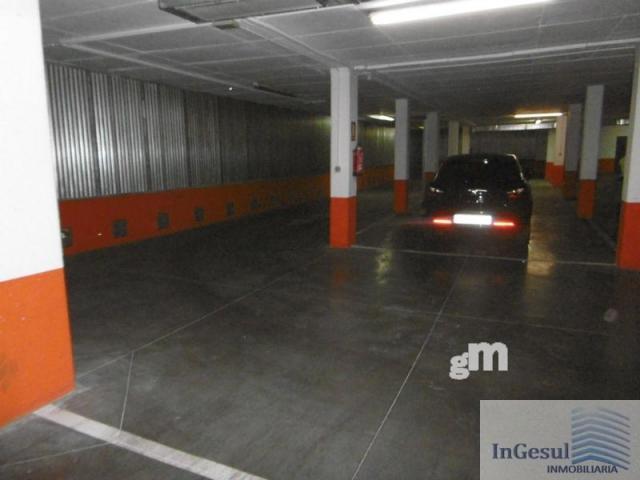For sale of garage in Madrid