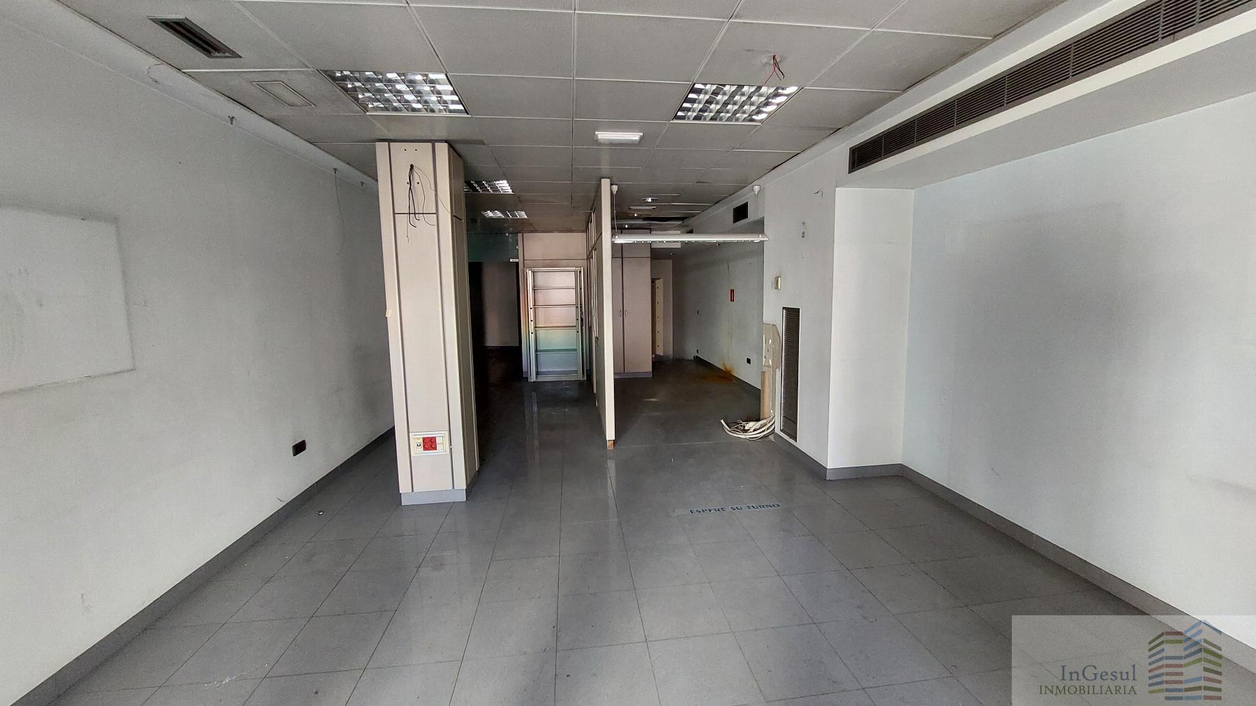 For rent of commercial in Pozuelo de Alarcón