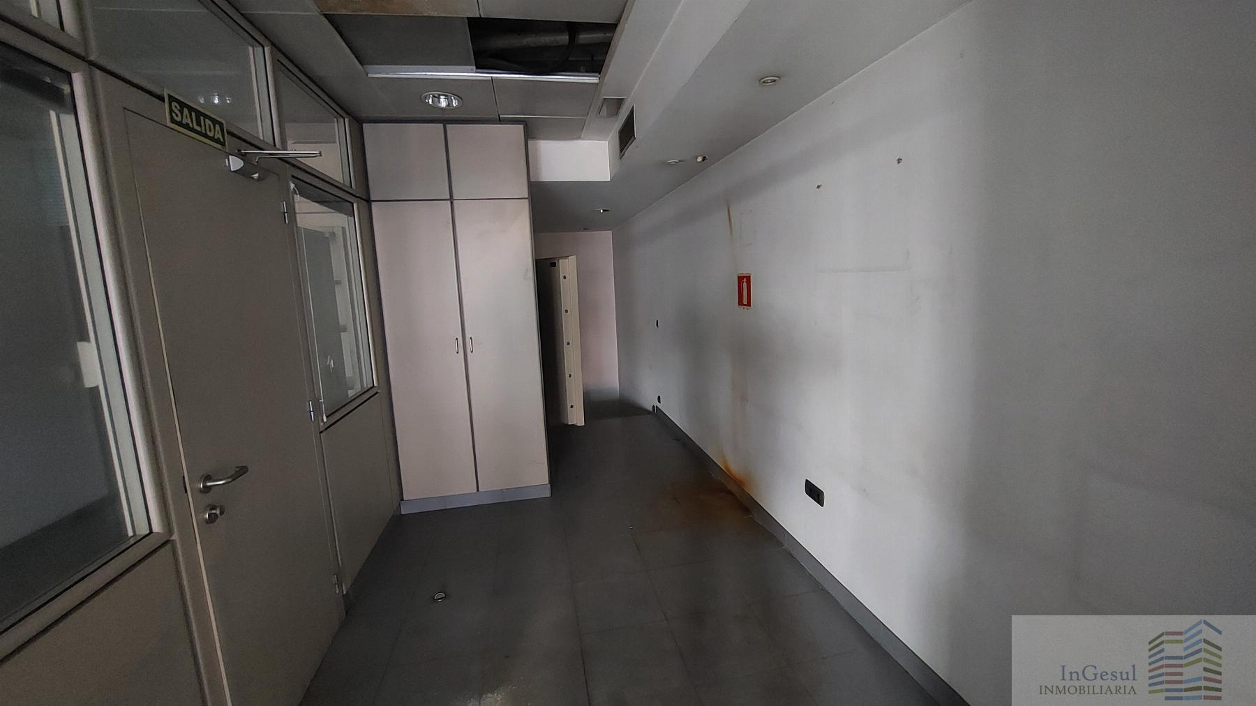 For rent of commercial in Pozuelo de Alarcón