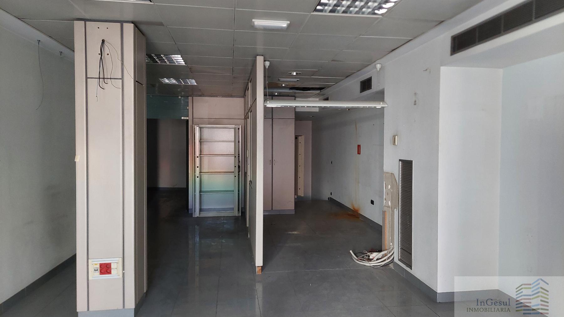 For rent of commercial in Pozuelo de Alarcón