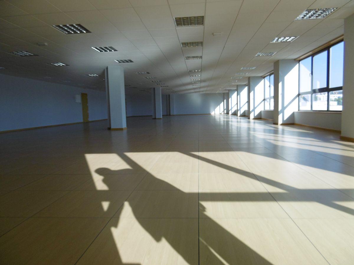 For rent of office in Alcobendas