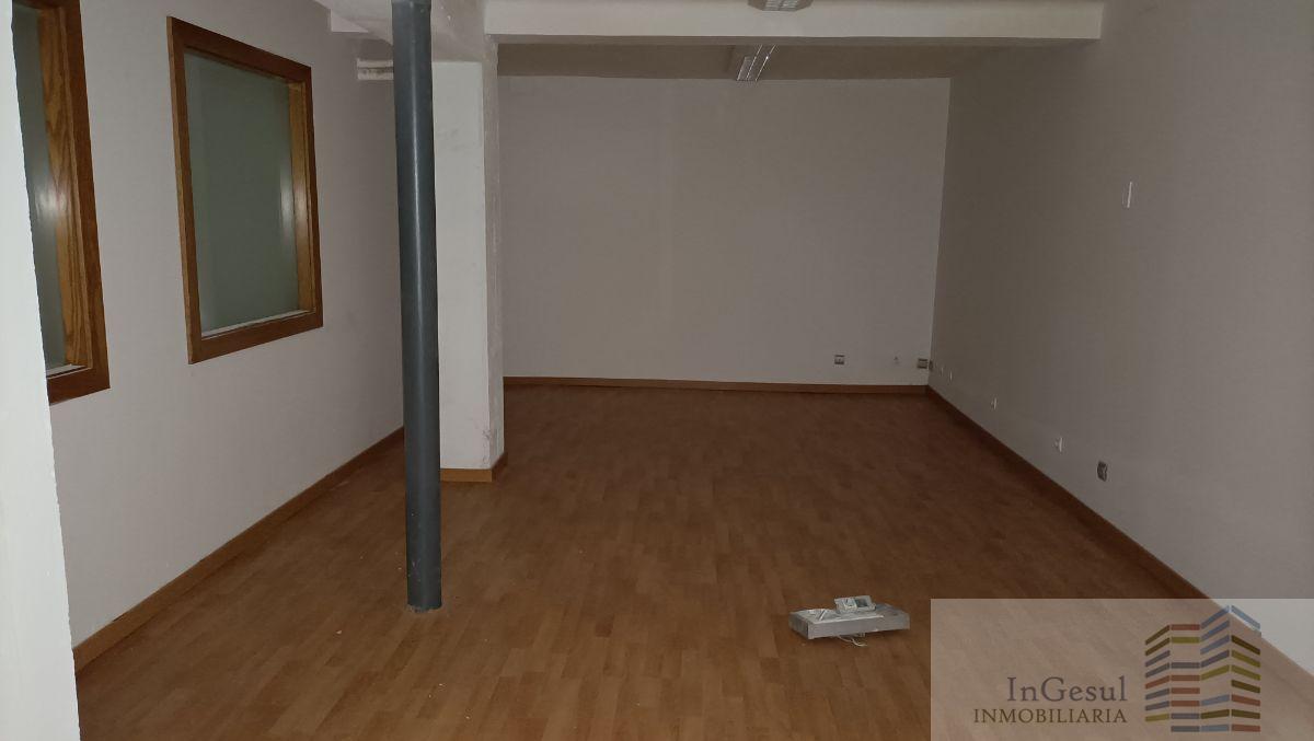 For sale of commercial in Madrid
