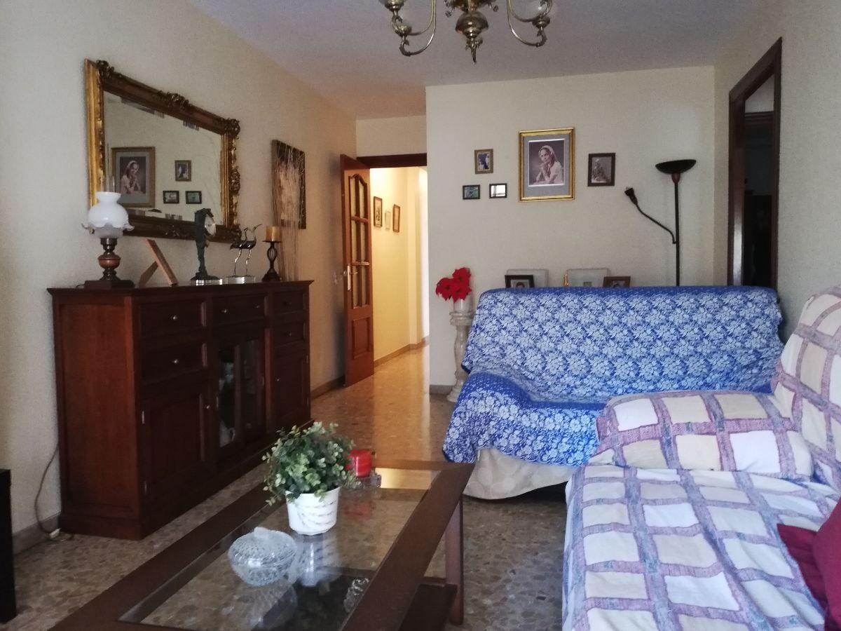 For sale of flat in Almería