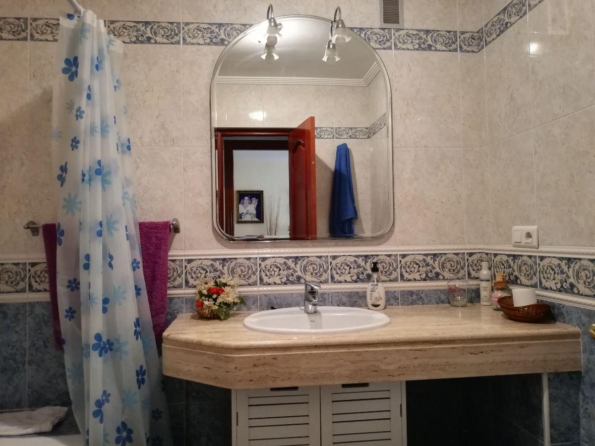 For sale of flat in Almería