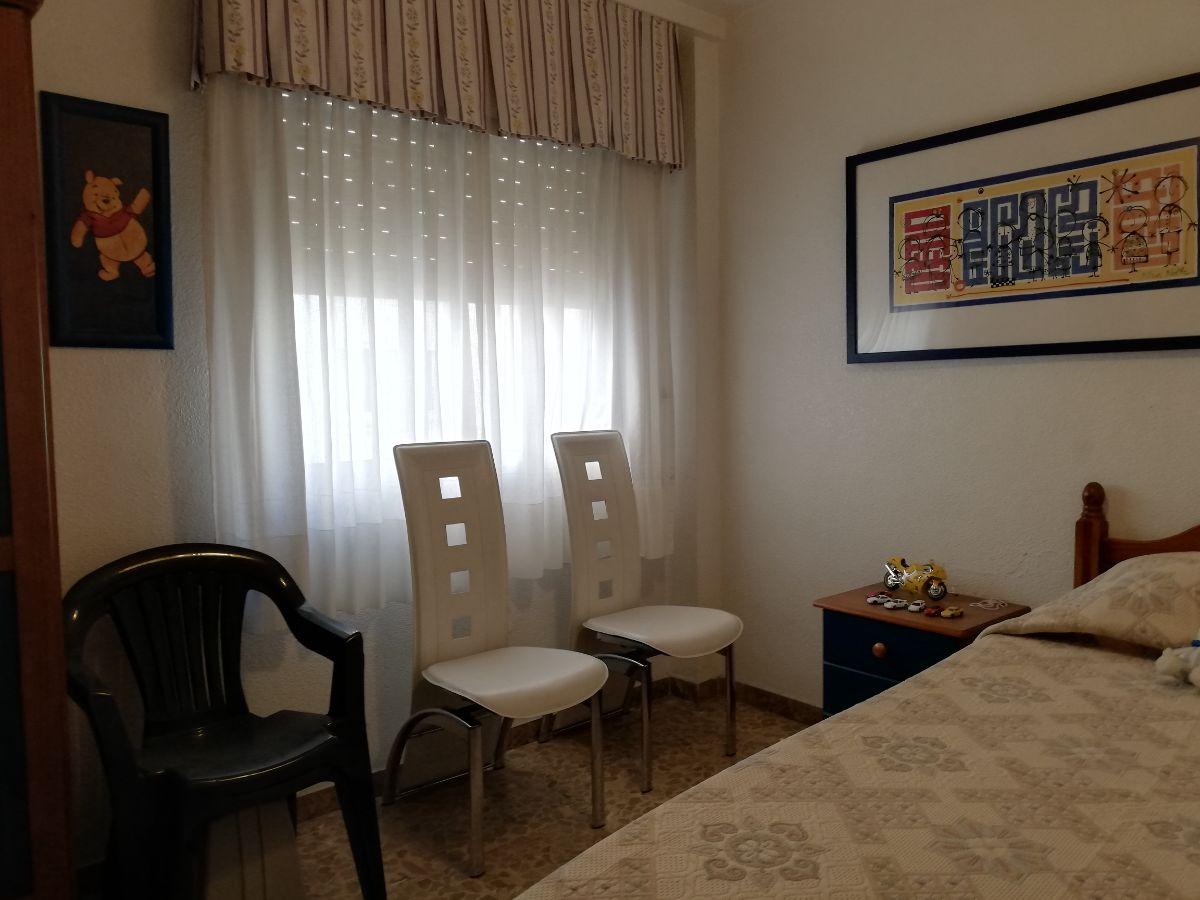 For sale of flat in Almería