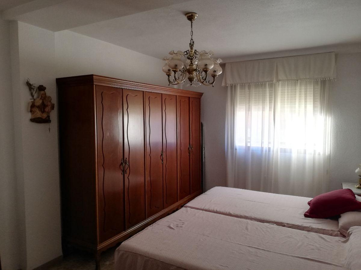 For sale of flat in Almería