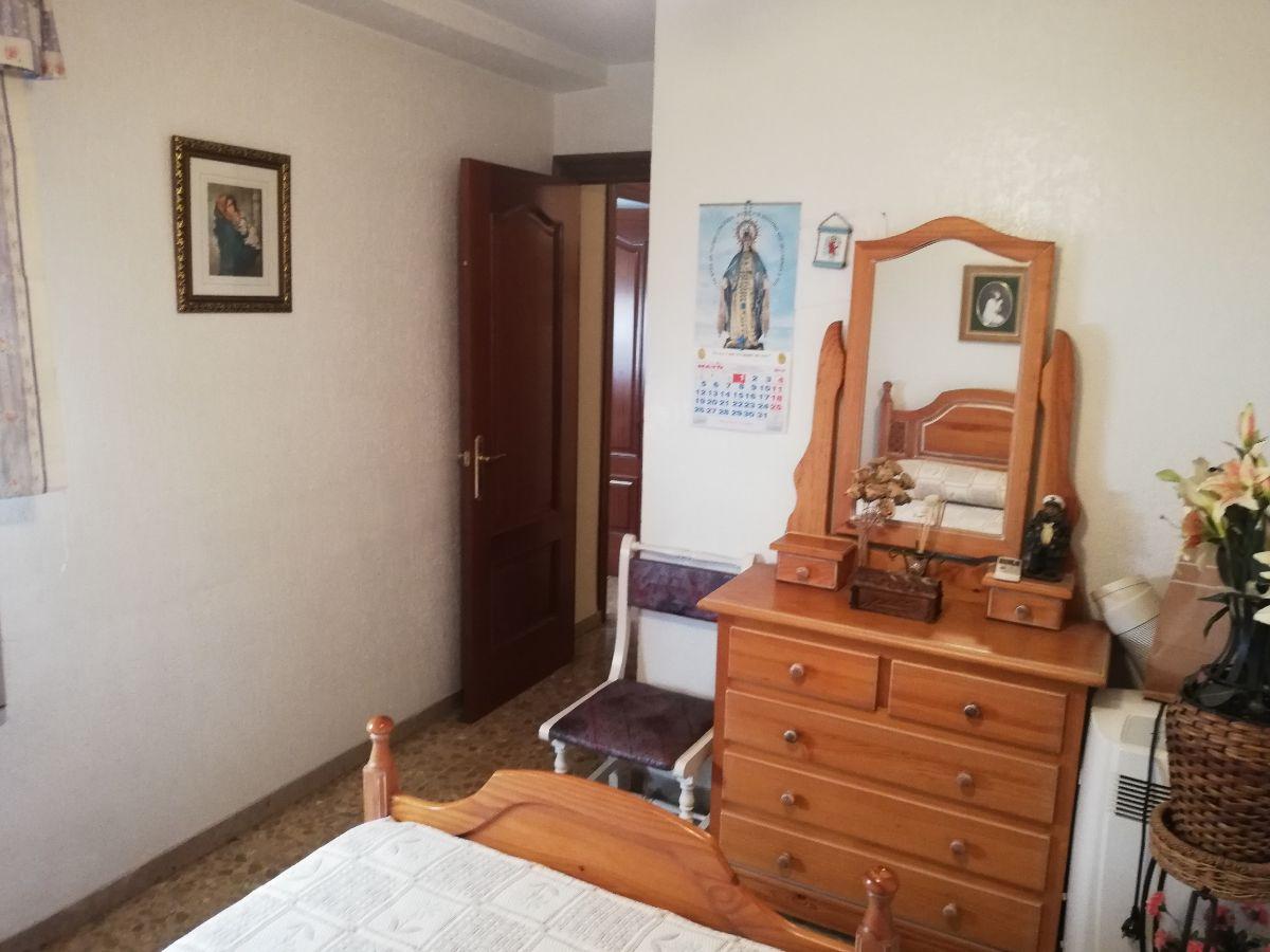 For sale of flat in Almería