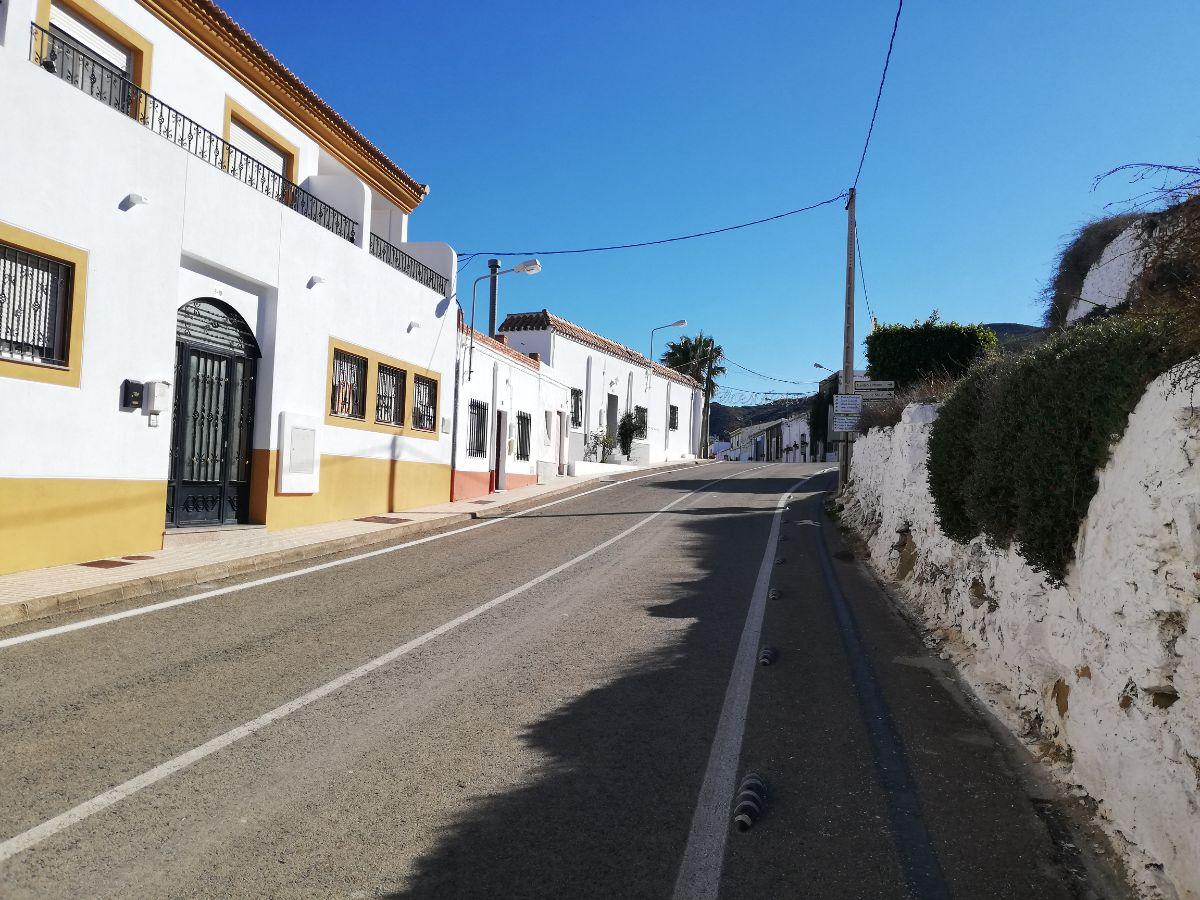 Venta de piso en Lucainena de las Torres