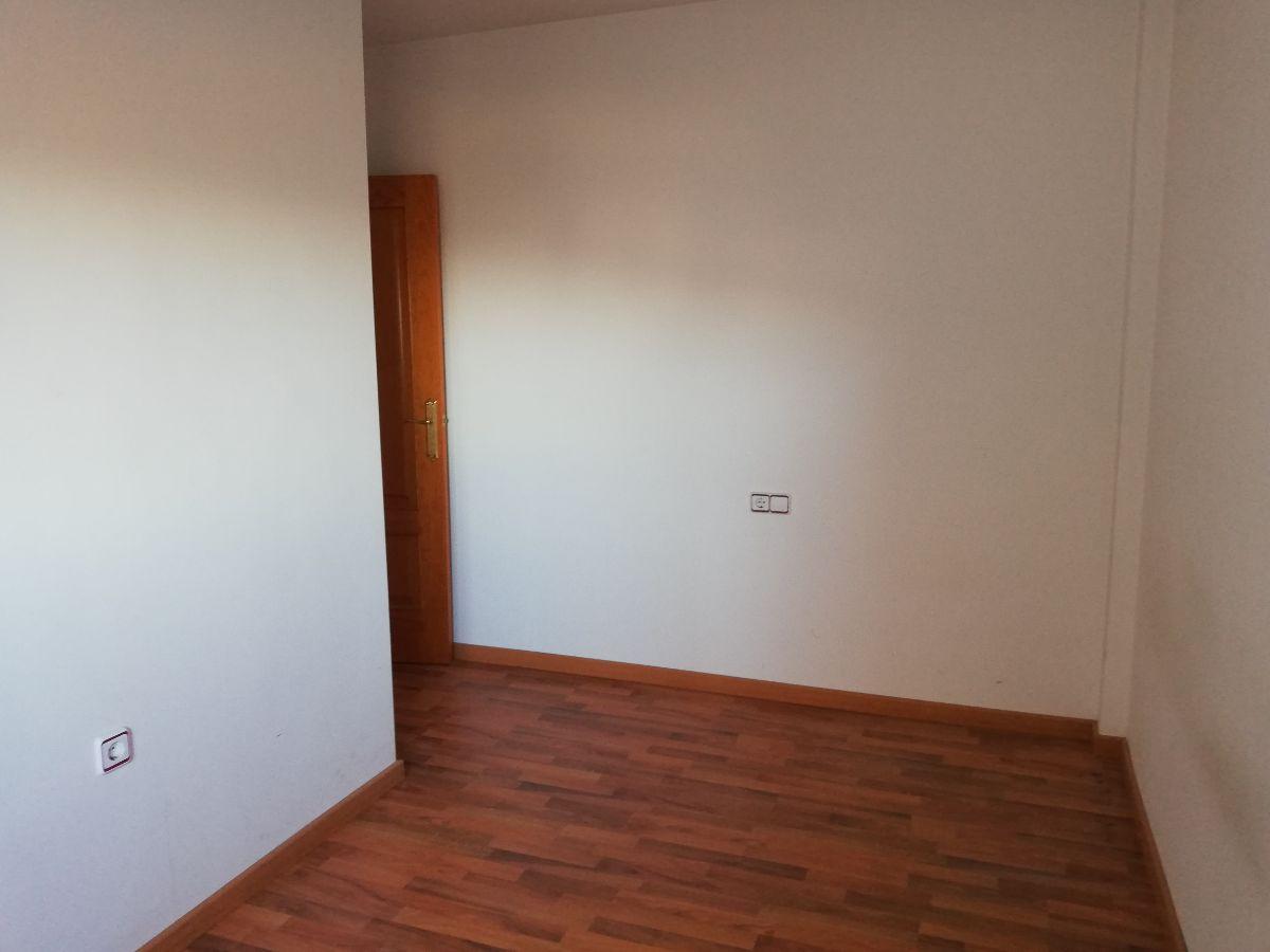 Venta de piso en Lucainena de las Torres